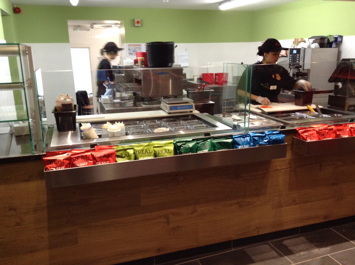 Quiznos kits out newest UK site