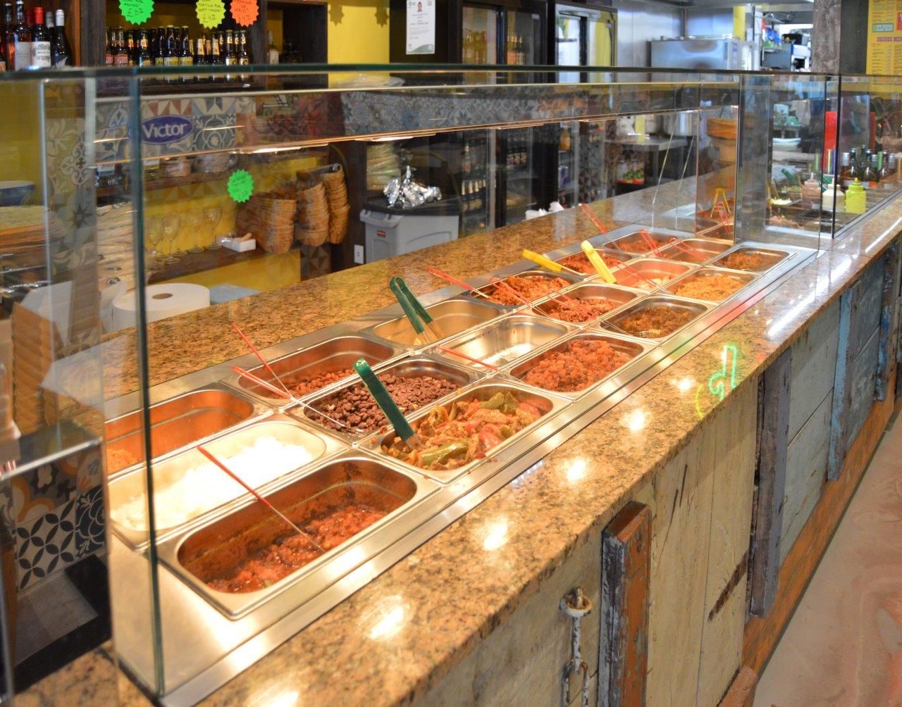 Clever Counter Design to Enhance Football for Restaurant Chain