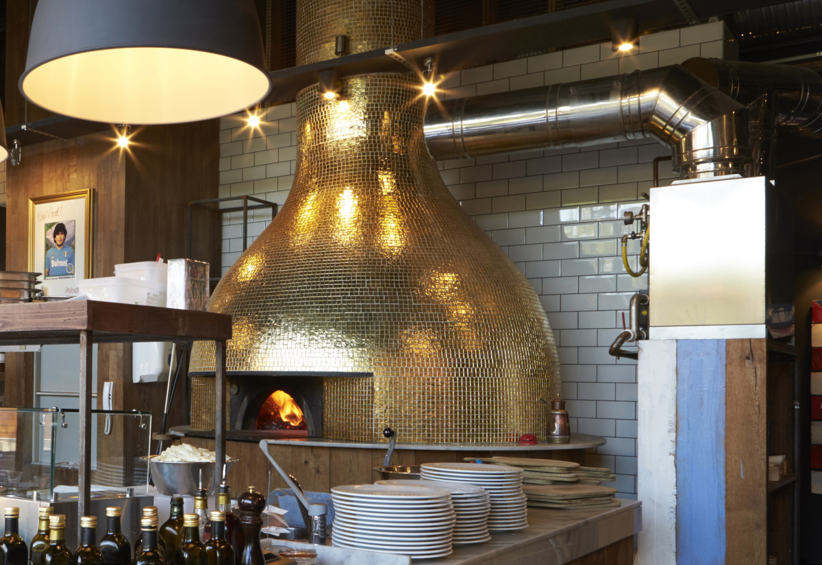 Pizza oven on sale extractor fan