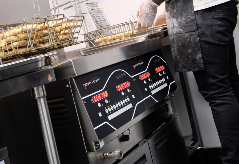 THE BIG FRYER DEBATE Should you buy gas or electric?