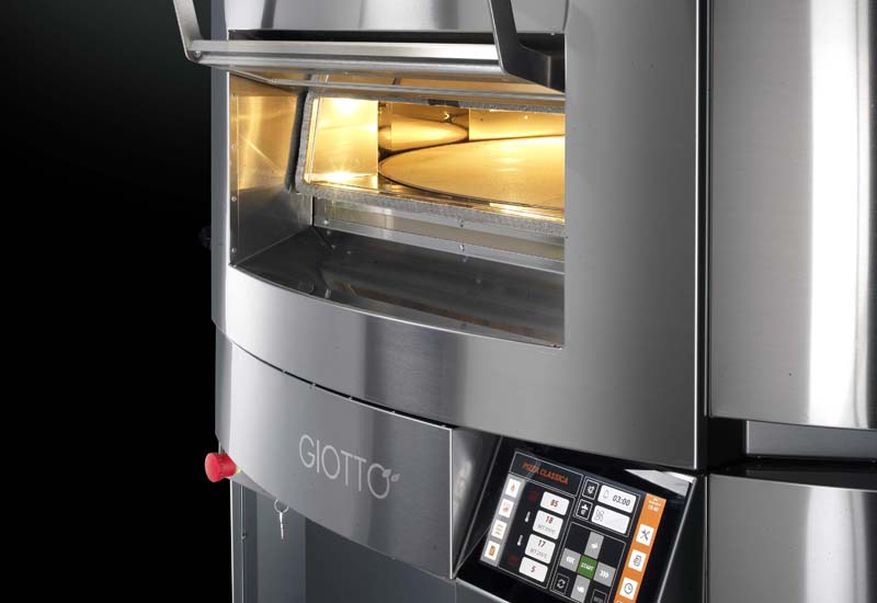 Second generation Cuppone oven lets chefs stay in bed for longer